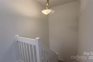 3135 Brockhampton Ct, Charlotte, NC 28269 - Photo 12