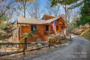 343 Chestnut Vlg, Mars Hill, NC 28754 - Photo 2