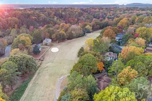 1184 Molokai Dr, Fort Mill, SC 29708 - Photo 2