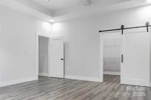 5751 Selkirk Dr, Hickory, NC 28601 - Photo 12