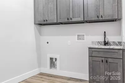 5751 Selkirk Drive, Hickory, NC 28601 - Photo 20