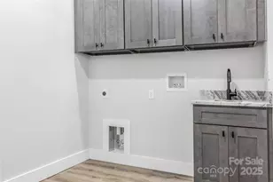 5751 Selkirk Dr, Hickory, NC 28601 - Photo 20