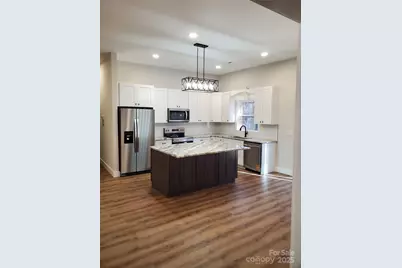 5751 Selkirk Drive, Hickory, NC 28601 - Photo 6