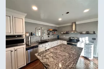 117 Robinson Avenue, Matthews, NC 28104 - Photo 10