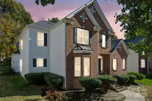 5369 Cambridge Bay Dr, Charlotte, NC 28269 - Photo 2