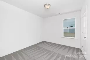 2940 21st St Ln NE, Hickory, NC 28601 - Photo 10