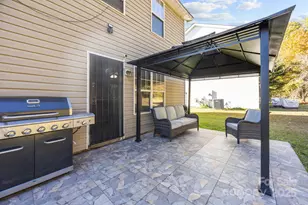 708 Raindrops Rd, Gastonia, NC 28054 - Photo 16