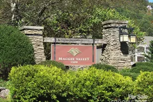 30 Brier Ln, Maggie Valley, NC 28751 - Photo 2