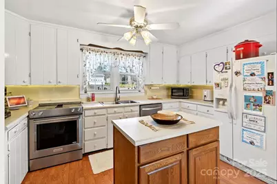43 Hemlock Avenue, Spruce Pine, NC 28777 - Photo 12