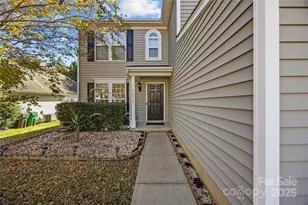 14310 Tapestry Woods Ct, Charlotte, NC 28273 - Photo 4