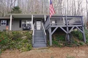 184 Pisgah Shadows Rd, Penrose, NC 28766 - Photo 2