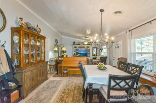 184 Pisgah Shadows Rd, Penrose, NC 28766 - Photo 16