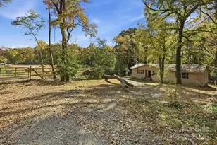 1417 Santee St, Charlotte, NC 28208 - Photo 1