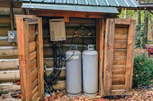 4189 Bristol Pl, Collettsville, NC 28611 - Photo 10