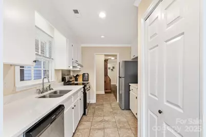8025 Crockett Lane, Charlotte, NC 28270 - Photo 14