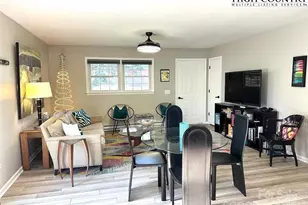 411 Poplar Ave, West Jefferson, NC 28694 - Photo 8