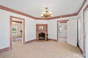 321 Lyle Ln, Green Mountain, NC 28740 - Photo 22