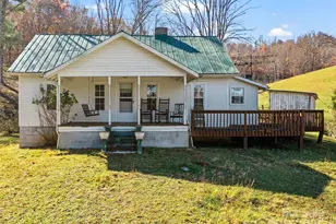 321 Lyle Ln, Green Mountain, NC 28740 - Photo 20