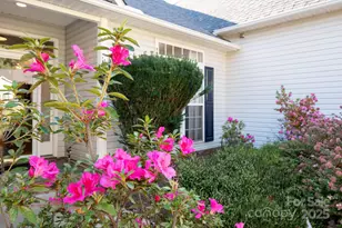 207 Farm Creek Dr E, Asheville, NC 28806 - Photo 6