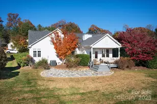 207 Farm Creek Dr E, Asheville, NC 28806 - Photo 36