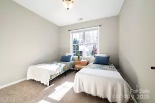 207 Farm Creek Dr E, Asheville, NC 28806 - Photo 28