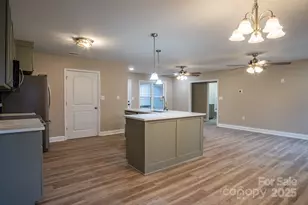 1818 Maple Ln, Lincolnton, NC 28092 - Photo 8