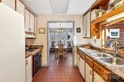 36 Mitchell View Road, Bakersville, NC 28705 - Photo 6