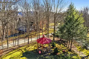 36 Mitchell View Rd, Bakersville, NC 28705 - Photo 32