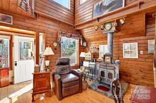 36 Mitchell View Rd, Bakersville, NC 28705 - Photo 4