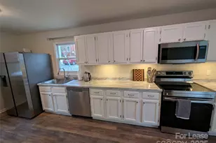 255 Woodrow Ave, Asheville, NC 28801 - Photo 20