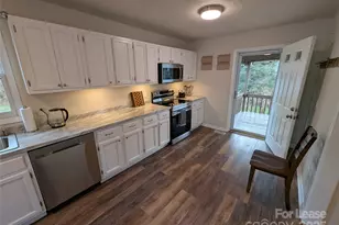 255 Woodrow Ave, Asheville, NC 28801 - Photo 24