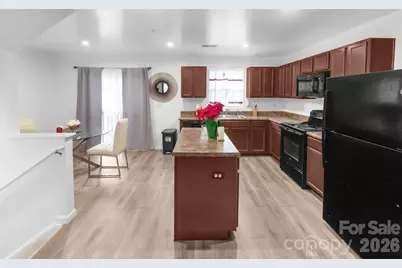 2715 Sydney Overlook Lane, Charlotte, NC 28269 - Photo 6