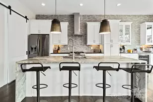 924 Westbrook Dr, Charlotte, NC 28202 - Photo 16