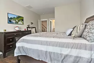 924 Westbrook Dr, Charlotte, NC 28202 - Photo 26