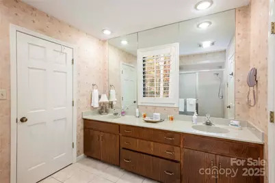 572 N East Shore Drive, Lake Toxaway, NC 28747 - Photo 22