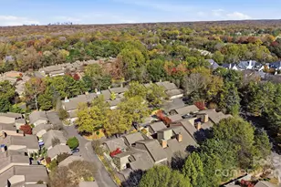 5136 Dunes Ct, Charlotte, NC 28226 - Photo 6