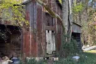 665 E Robertson Rd, Rock Hill, SC 29730 - Photo 4