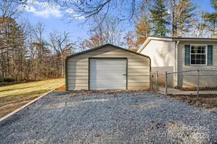 20 Luckenbach Dr, Fairview, NC 28730 - Photo 34