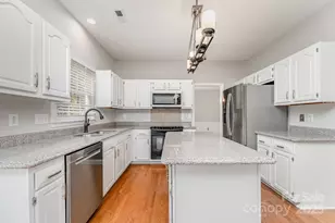 5923 Swanston Dr, Charlotte, NC 28269 - Photo 12