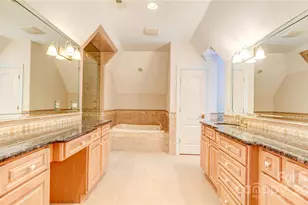 2310 La Maison Dr, Charlotte, NC 28226 - Photo 36