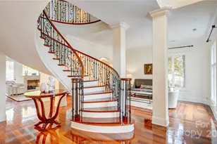 2310 La Maison Dr, Charlotte, NC 28226 - Photo 2