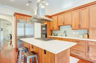 2310 La Maison Dr, Charlotte, NC 28226 - Photo 10