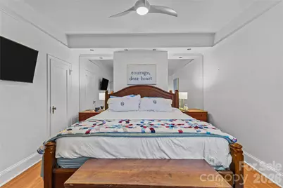 301 W 10th Street W #308, Charlotte, NC 28202 - Photo 26