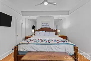 301 W 10th Street W, Charlotte, NC 28202 - Photo 26