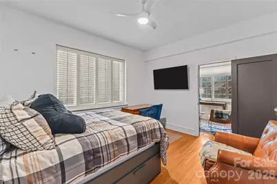 301 W 10th Street W #308, Charlotte, NC 28202 - Photo 30