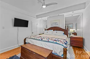 301 W 10th Street W, Charlotte, NC 28202 - Photo 26