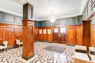 301 W 10th Street W, Charlotte, NC 28202 - Photo 4