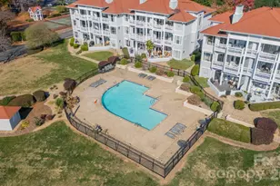 17919 Kings Point Dr, Cornelius, NC 28031 - Photo 38