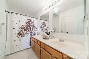 17919 Kings Point Dr, Cornelius, NC 28031 - Photo 24