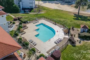 17919 Kings Point Dr, Cornelius, NC 28031 - Photo 38